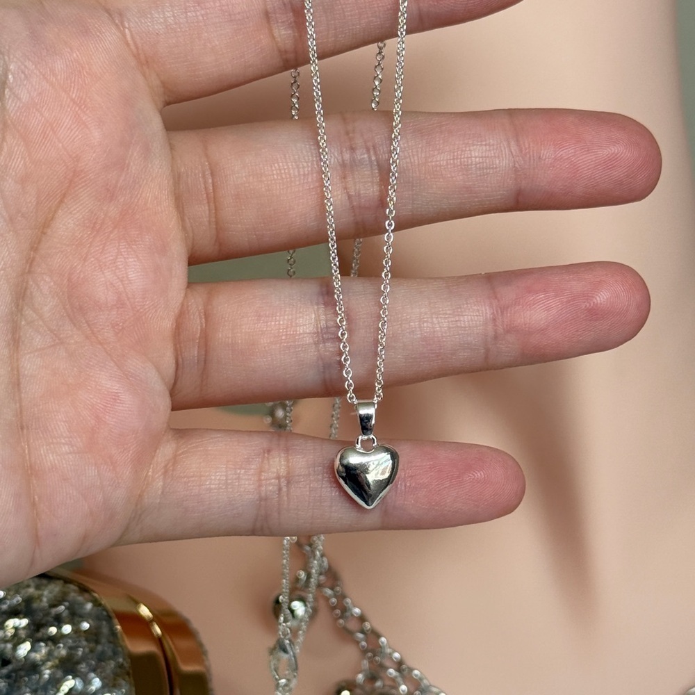 ⚜️ Silver Heart Pendant Necklace - Picture 4 of 6